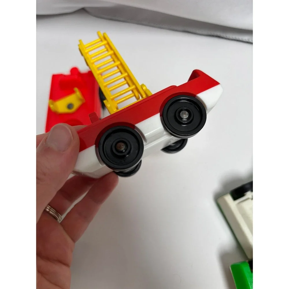 Vintage Fisher Price Little People Cars Fire Truck Wood Plastic Figures‎ Lot 7pc